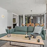 30450-odder-strandparksvej-25 Semesterbostad *