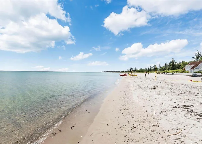 Feriehus 30450-odder-strandparksvej-25 *